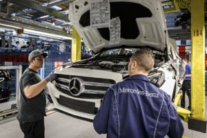 Daimler se prépare à la reprise