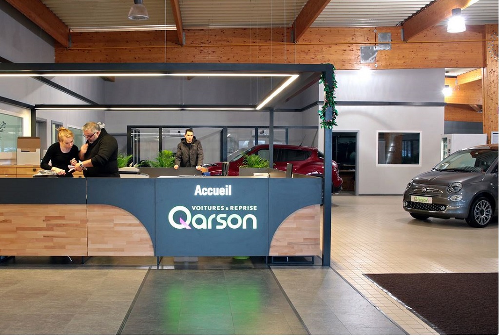 Durant l'année 2019, Qarson a livré 7 000 véhicules, grâce à ses 13 points de représentation en France.