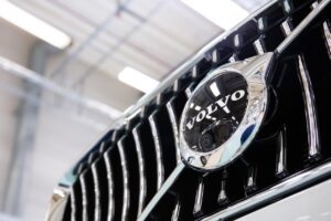 Volvo va supprimer 1 300 emplois en Suède