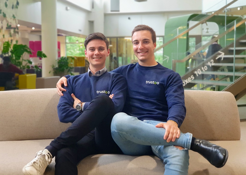 Maxence Ghintran et Alexis Harnist, les cofondateurs de Trustoo, ont noué un partenariat avec LeLynx.fr.
