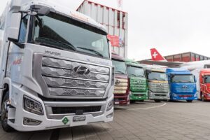 Hyundai livre ses premiers camions à hydrogène en Europe
