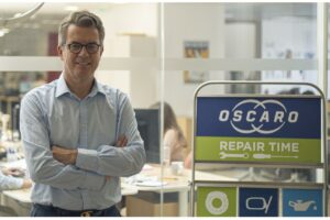 Oscaro lance sa marque de distributeur