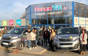 Titi Floris, premier client du Peugeot e-Expert minibus