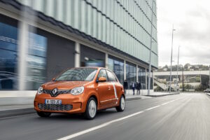 La Renault Twingo vers la sortie