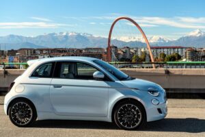Fiat élargit la gamme de la 500e
