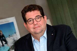 Hervé Miralles, Emil Frey France : "Le modèle économique des groupes de distribution doit évoluer"