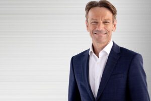 Uwe Hochgeschurtz va prendre les commandes d’Opel
