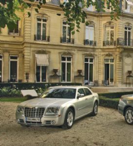 Chrysler 300 C et SEBRING Cabriolet : des vitamines pour l’Europe.