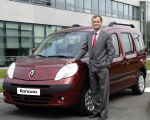 Entretien avec Bruno Morange, directeur de la division des véhicules utilitaires de Renault et Thierry Moreau, responsable programme Kangoo