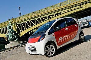 L’i-MiEV à Paris !